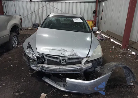 2005 Honda Accord 2.4 Ex z USA, uszkodzony, nr VIN 1HGCM56885A046481